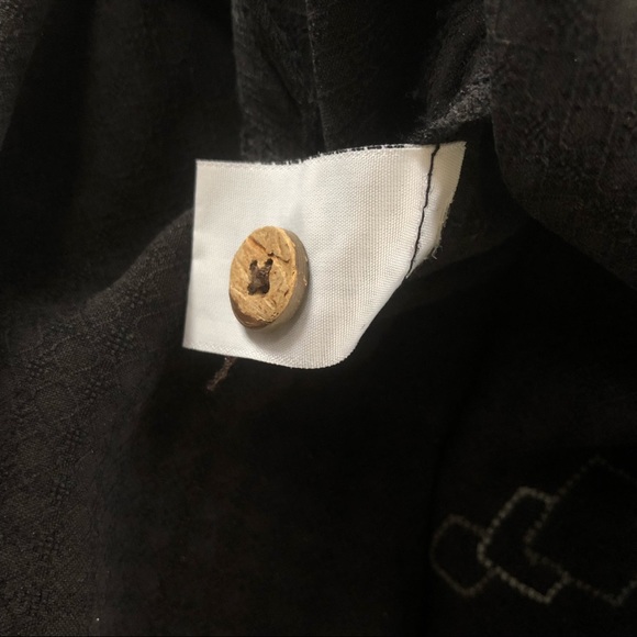 TOMMY BAHAMA Casual Button-Down Silk Shirt - Picture 7 of 8